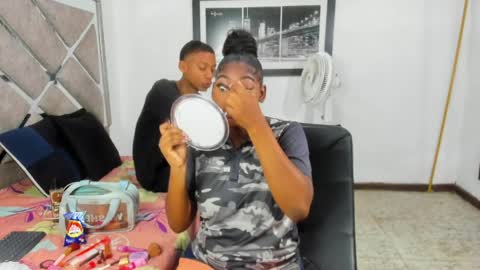 Eva And Emmanuel online show from 04.01.26