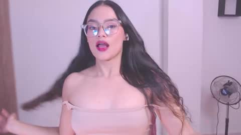 Eve Rox18 online show from 11.23.25