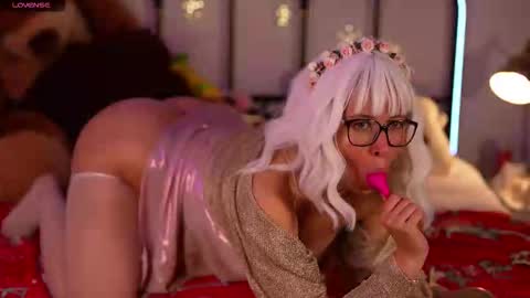 Evechuuu online show from 09.19.25