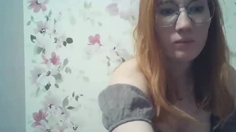 Snapshot of eveliina_shy chatting on 04.19.26 Evelina online show from 04.19.26