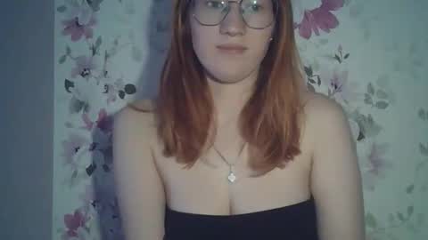 Snapshot of eveliina_shy chatting on 04.29.26 Evelina online show from 04.29.26