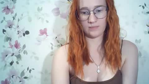 Snapshot of eveliina_shy chatting on 05.13.26 Evelina online show from 05.13.26
