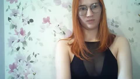 Snapshot of eveliina_shy chatting on 05.15.26 Evelina online show from 05.15.26