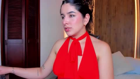 E V E L I N online show from 10.11.25