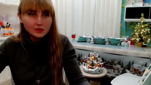 Snapshot of evelove33 chatting on 01.09.26 evelove online show from 01.09.26