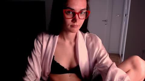 Evelyn online show from 05.19.26