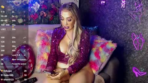 EvelynaGrey online show from 01.30.25