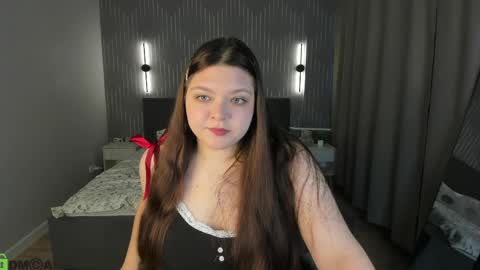 Snapshot of evelyne_loo chatting on 04.11.26 Evelyne Loo online show from 04.11.26