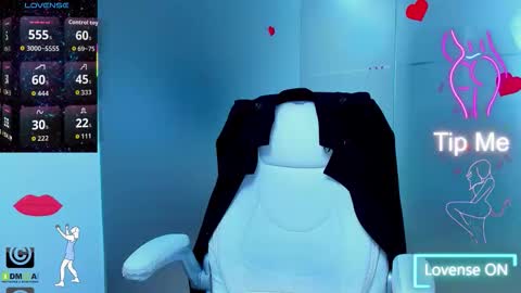 evelyne_rose online show from 10.24.25