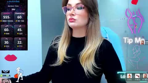 evelyne_rose online show from 12.23.25
