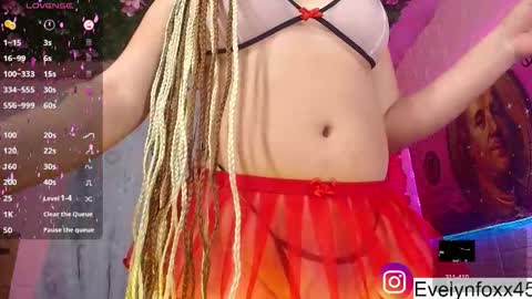 Snapshot of evelynfox_xx chatting on 10.27.25 evelyn Foxx new account online show from 10.27.25