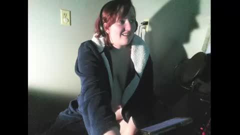 Snapshot of evelynnangel13 chatting on 02.14.25 Evelynn Angel online show from 02.14.25