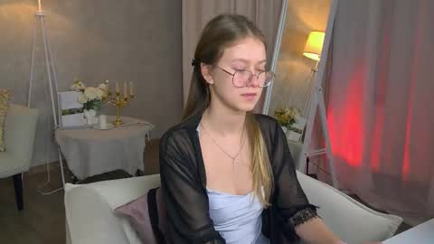 Snapshot of evemundie chatting on 11.29.25 Eve online show from 11.29.25