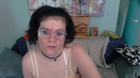 Snapshot of everly_rays chatting on 11.08.25 Everly online show from 11.08.25