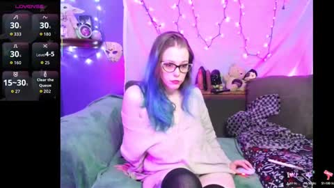 Evie online show from 11.06.25