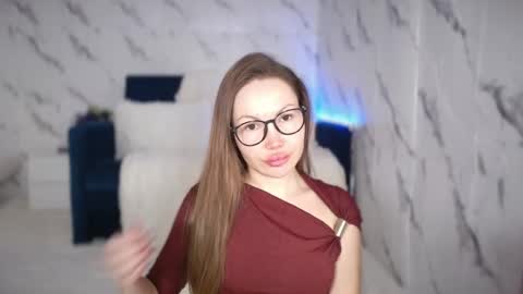 Snapshot of evesib chatting on 09.21.25 Goddes 1 online show from 09.21.25