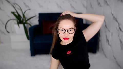 Snapshot of evesib chatting on 09.24.25 Goddes 1 online show from 09.24.25