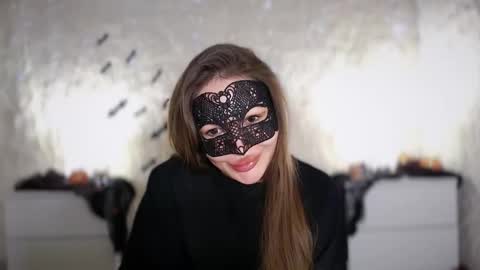 Snapshot of evesib chatting on 11.02.25 Goddes 1 online show from 11.02.25