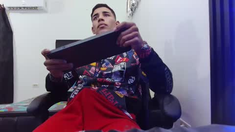 Snapshot of evessinn chatting on 01.09.25 luis online show from 01.09.25