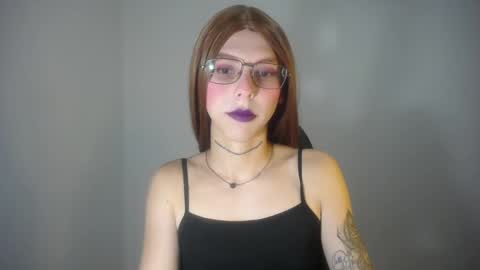 Snapshot of evi_kitty chatting on 01.23.25 Evi online show from 01.23.25