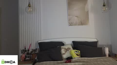 evi_woow online show from 02.16.26