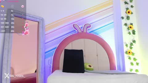 Snapshot of evie_clark_ chatting on 01.16.25 My name is Evie nice to meet you really get to know me better private is open online show from 01.16.25