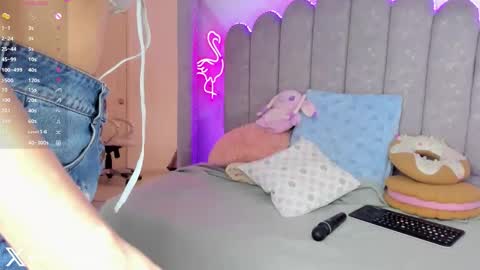 My name is Evie  nice to meet you  really get to know me better private is open  online show from 11.17.25