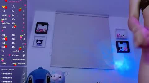 Evie Cloud online show from 02.15.25