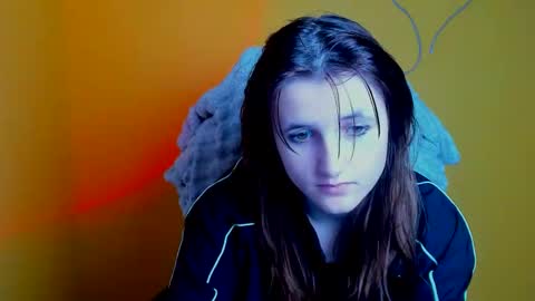 Evie online show from 11.11.25