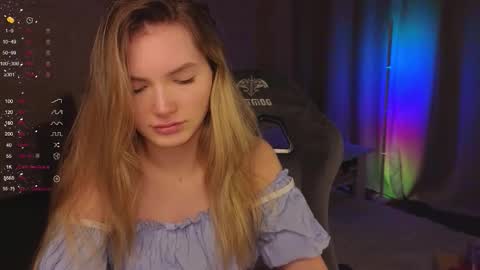 Evelyn online show from 11.27.25