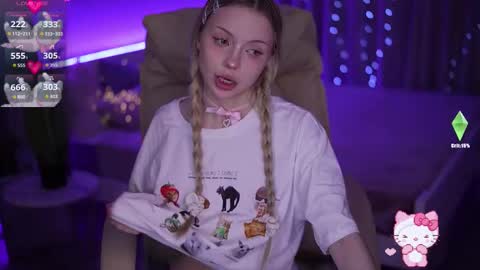 Snapshot of evistarr chatting on 11.05.25 Eva online show from 11.05.25