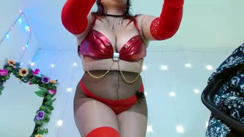 Snapshot of evolethmontenegros chatting on 12.16.24 Evoleth online show from 12.16.24