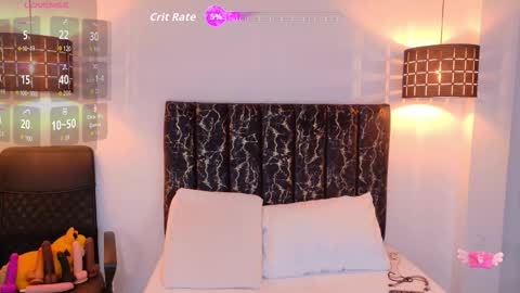 evvaa_moon online show from 11.24.25