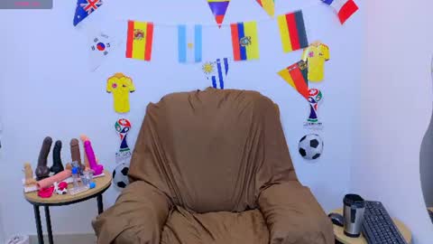 Snapshot of evvaa_moon chatting on 07.22.26 evvaa_moon online show from 07.22.26