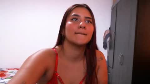 Snapshot of evy_conor chatting on 10.04.25 Evy conor online show from 10.04.25