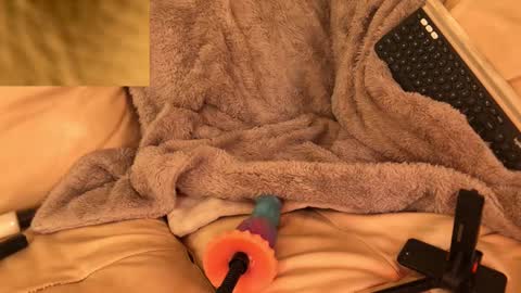 Snapshot of exhibitp chatting on 11.05.25 exhibitp online show from 11.05.25