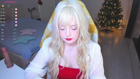 Snapshot of exhoneyangel chatting on 01.04.25 Amy online show from 01.04.25