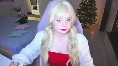 Snapshot of exhoneyangel chatting on 01.14.25 Amy online show from 01.14.25