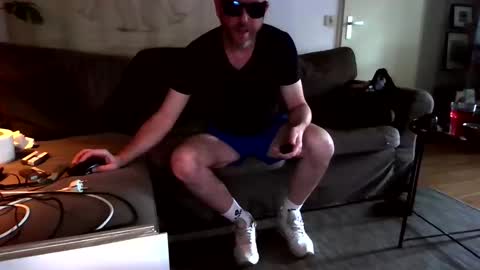 Snapshot of exibist79 chatting on 11.13.25 exibist79 online show from 11.13.25