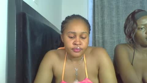 Snapshot of exotic_cutiee chatting on 06.14.26 exotic_cutiee online show from 06.14.26