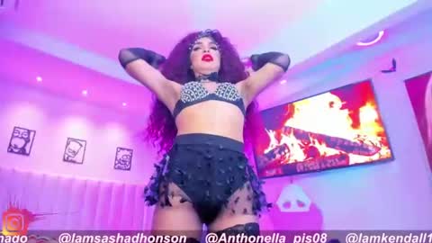 Snapshot of exoticgirlsxxx chatting on 01.11.25 exoticgirlsxxx online show from 01.11.25