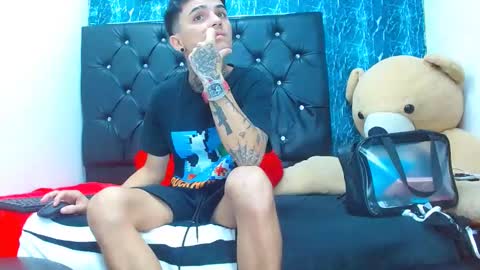 exotichot_couple online show from 01.21.25