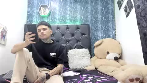 exotichot_couple online show from 12.13.25