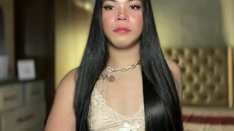 Snapshot of expensive_mistress chatting on 03.25.26 Chris online show from 03.25.26