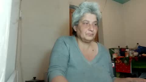 Snapshot of exquisitemature chatting on 01.18.25 ExquisiteMature online show from 01.18.25