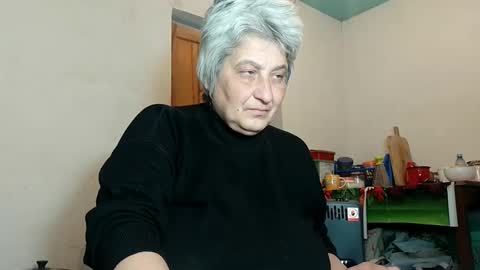 Snapshot of exquisitemature chatting on 02.06.25 ExquisiteMature online show from 02.06.25