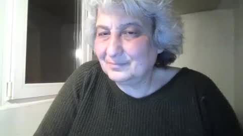 Snapshot of exquisitemature chatting on 04.05.26 ExquisiteMature online show from 04.05.26