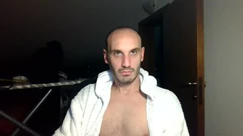 Snapshot of extr0 chatting on 03.07.25 Extro online show from 03.07.25