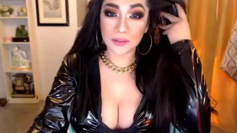 Snapshot of extraordinarypleasure chatting on 02.05.26 Eunice online show from 02.05.26