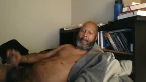 eyequee0007 online show from 02.18.25